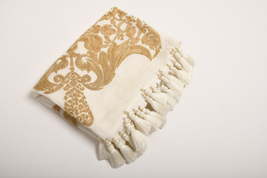 Situra Veil Throw